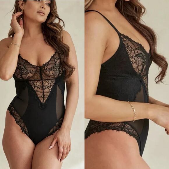 Pinsy Smoothing Lace Shape wear Bodysuit Black Sz small Sexy hourglass enhancing - Picture 11 of 11